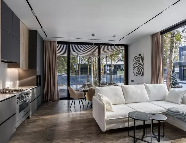 дом  в КП Лесные Зори, 25 км от МКАД