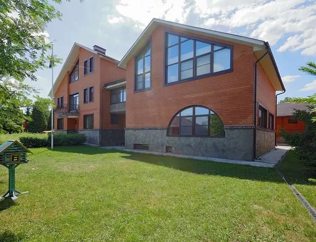 дом  в КП Подушкино, 10 км от МКАД