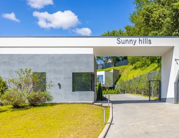 дом  в КП Санни Хиллс (Sunny Hills), 20 км от МКАД