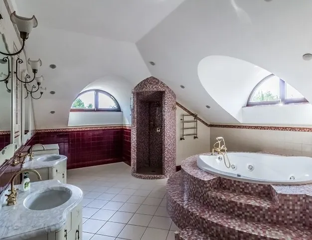 дом  в КП Лапино-Град, 18 км от МКАД