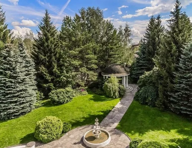 дом  в КП Лапино-Град, 18 км от МКАД