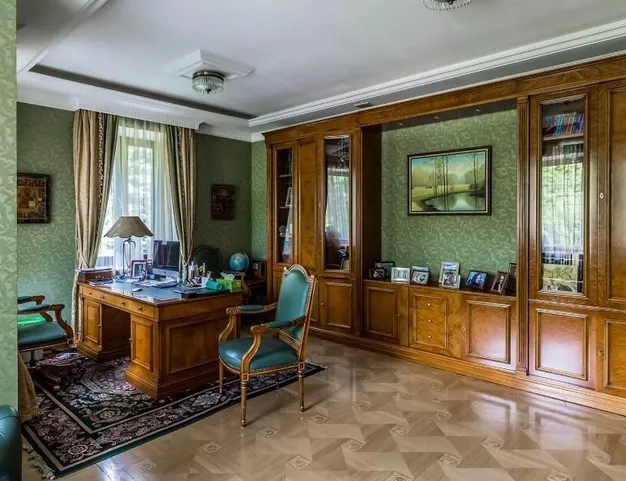 дом  в КП Лапино-Град, 18 км от МКАД