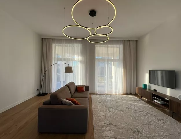 дом  в КП Павловы Озера, 14 км от МКАД