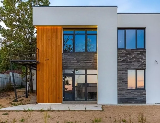 дом  в КП Лужки, 33 км от МКАД