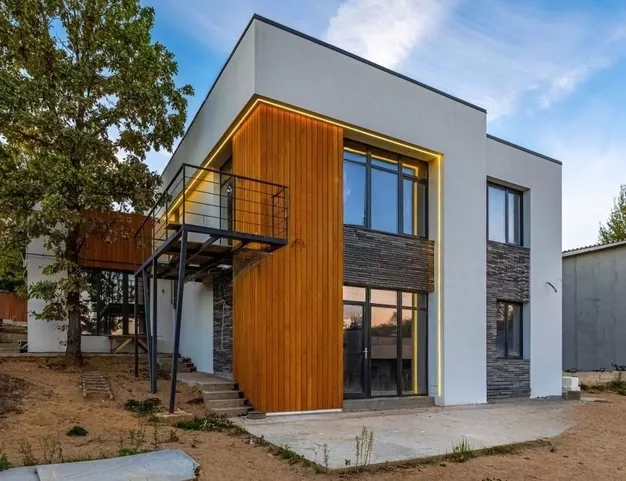 дом  в КП Лужки, 33 км от МКАД