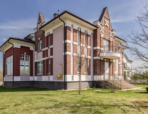 дом  в КП Онегино, 25 км от МКАД