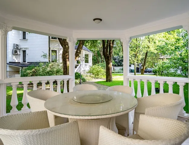 дом  в КП Новь, 6 км от МКАД