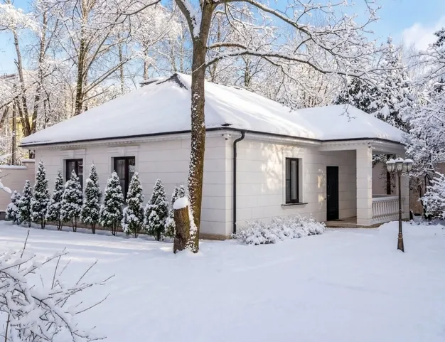 дом  в КП Новь, 6 км от МКАД