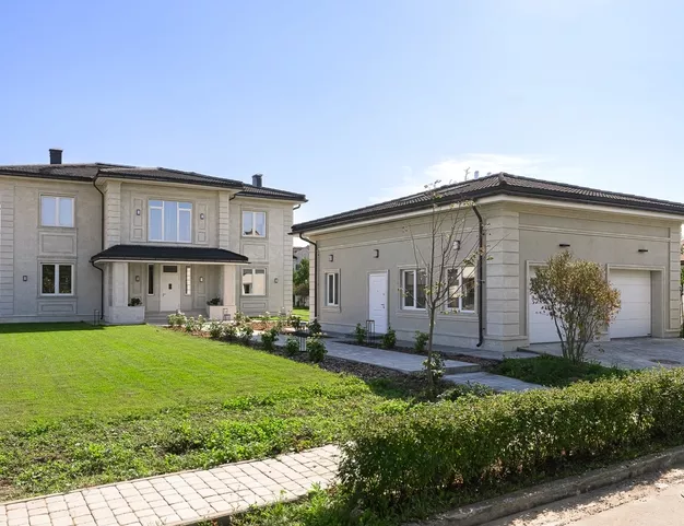 дом  в КП Онегино, 25 км от МКАД