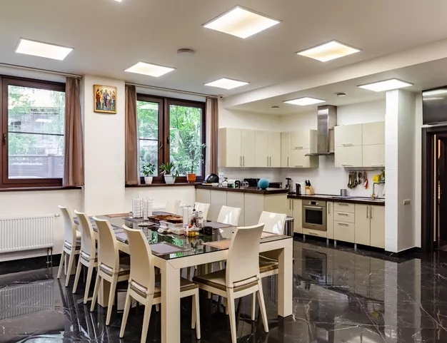 дом  в КП Поздняково, 6 км от МКАД