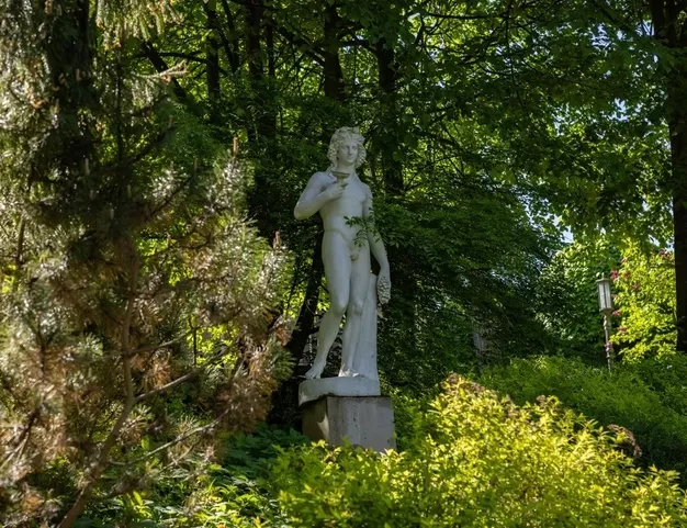 участок  в КП Николино, 23 км от МКАД