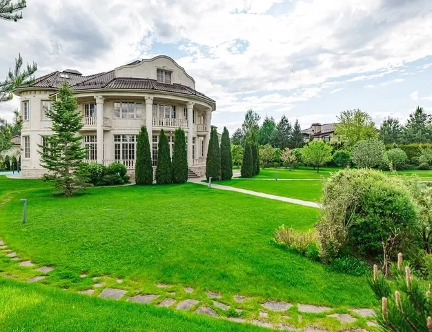 дом  в КП Миллениум Парк, 19 км от МКАД