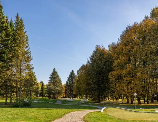 участок  в КП Петрово-Дальнее, 16 км от МКАД