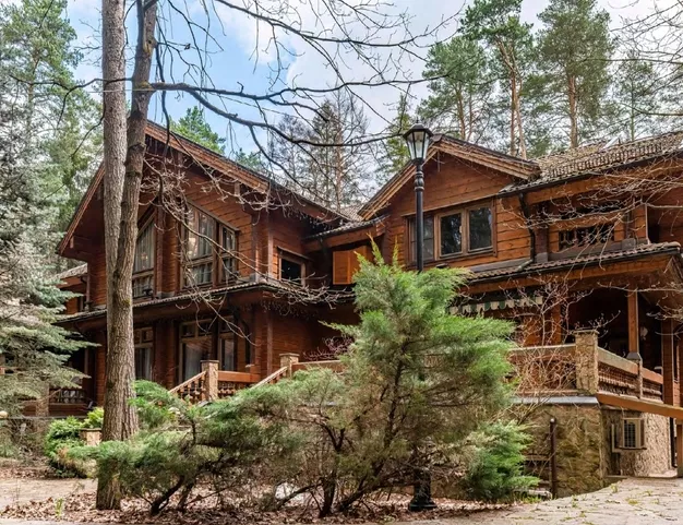 дом  в КП Николина гора, 25 км от МКАД
