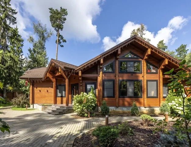 дом  в КП Благодать, 30 км от МКАД