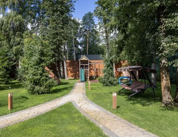 дом  в КП Благодать, 30 км от МКАД