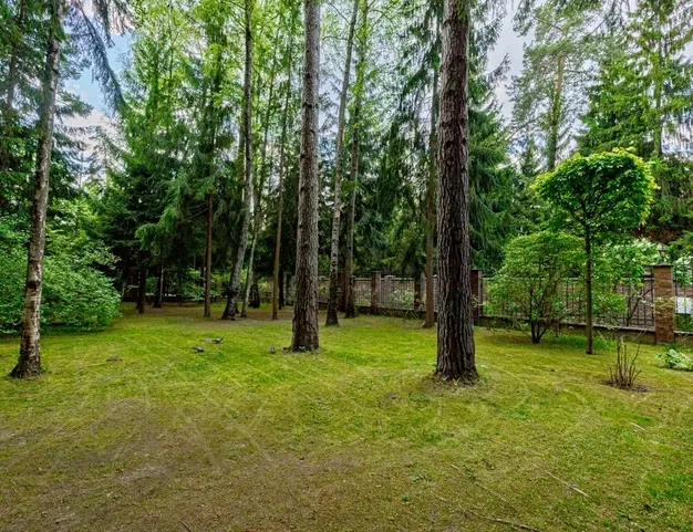 дом  в КП Грибово, 12 км от МКАД