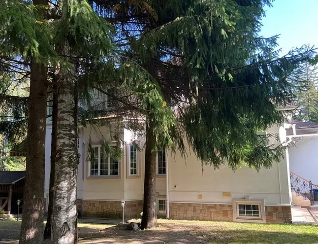 участок  в КП Николино, 23 км от МКАД