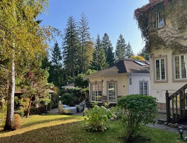 участок  в КП Николино, 23 км от МКАД