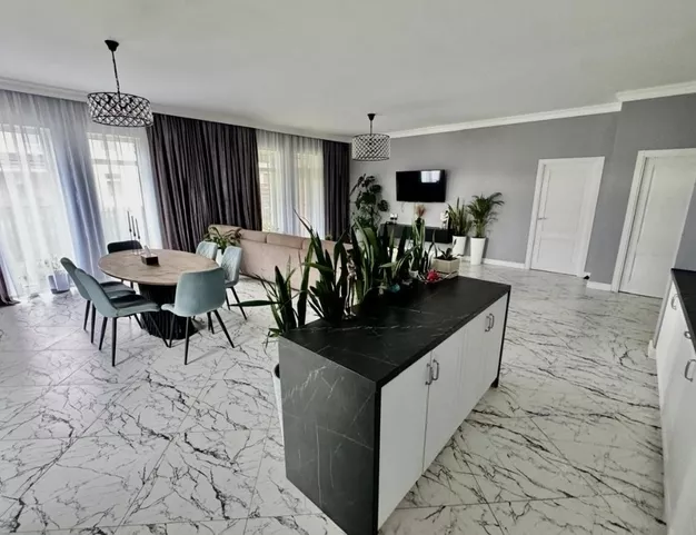 дом  в КП Павловы Озера, 14 км от МКАД