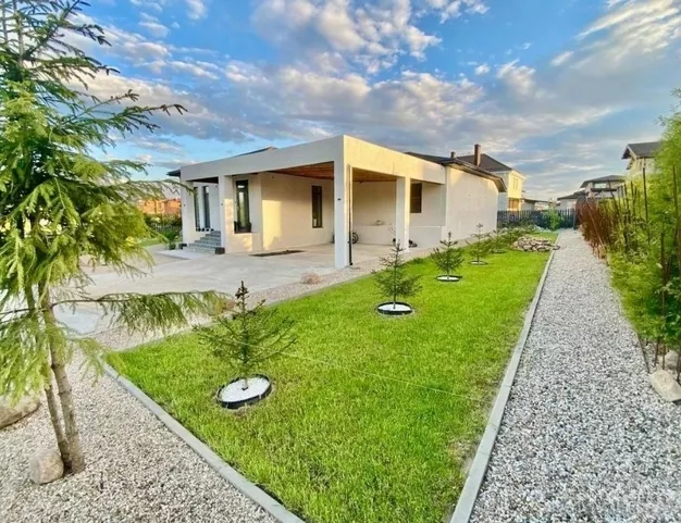 дом  в КП Павловы Озера, 14 км от МКАД