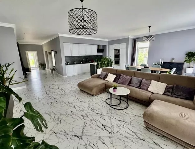 дом  в КП Павловы Озера, 14 км от МКАД