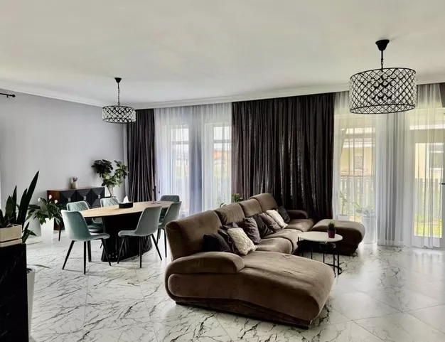 дом  в КП Павловы Озера, 14 км от МКАД