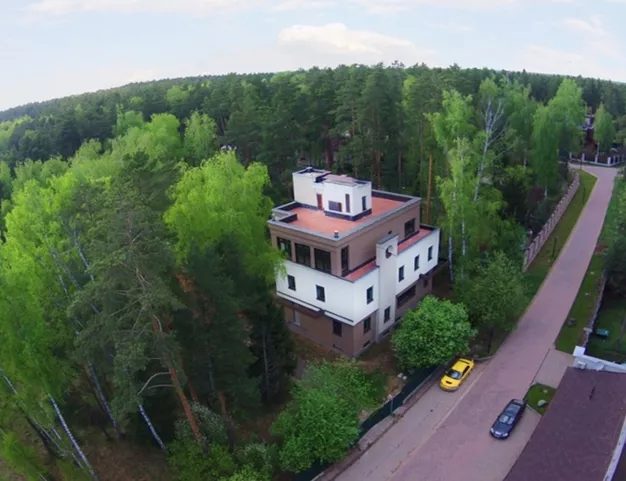 дом  в КП Сосновый Бор, 23 км от МКАД