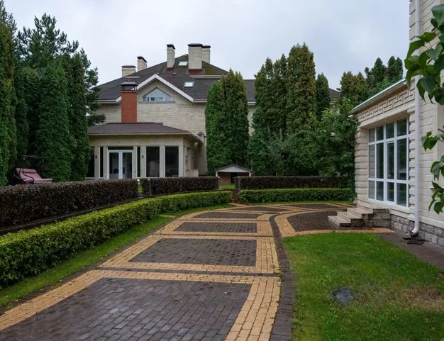 дом  в КП Успенское-2, 20 км от МКАД