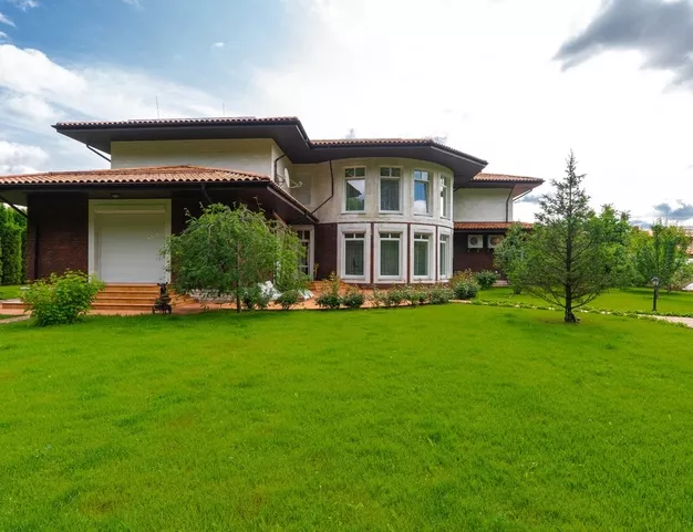 дом  в КП Благодать, 30 км от МКАД