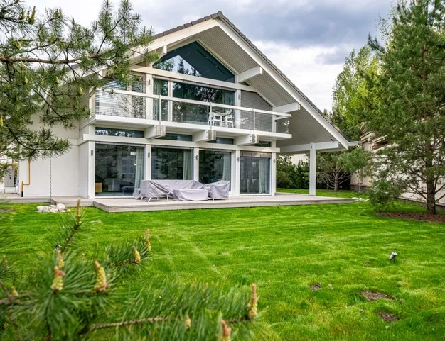 дом  в КП Ренессанс Парк, 19 км от МКАД