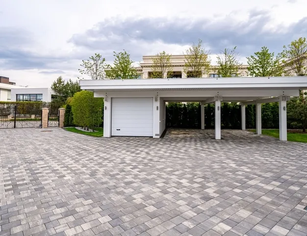 дом  в КП Ренессанс Парк, 19 км от МКАД