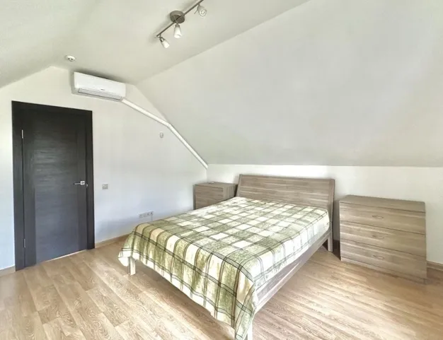 дом  в КП Николо-Урюпино, 10 км от МКАД