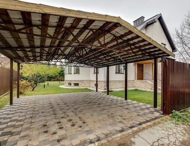 дом  в КП Усово, 12 км от МКАД