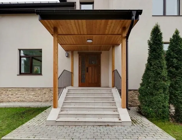 дом  в КП Усово, 12 км от МКАД