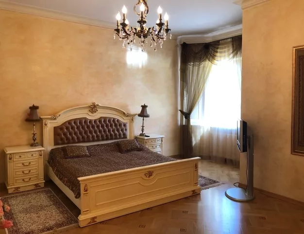 дом  в КП Жуковка, 9 км от МКАД