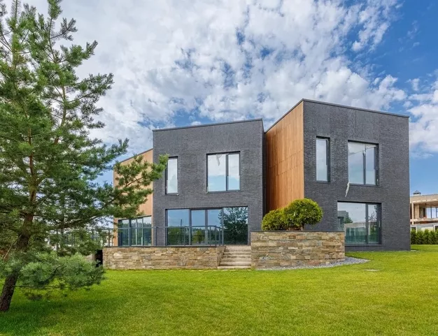 дом  в КП Березки, 17 км от МКАД