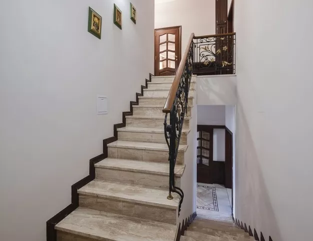 дом  в КП Усадьба Подушкинского Лесопарка, 9 км от МКАД