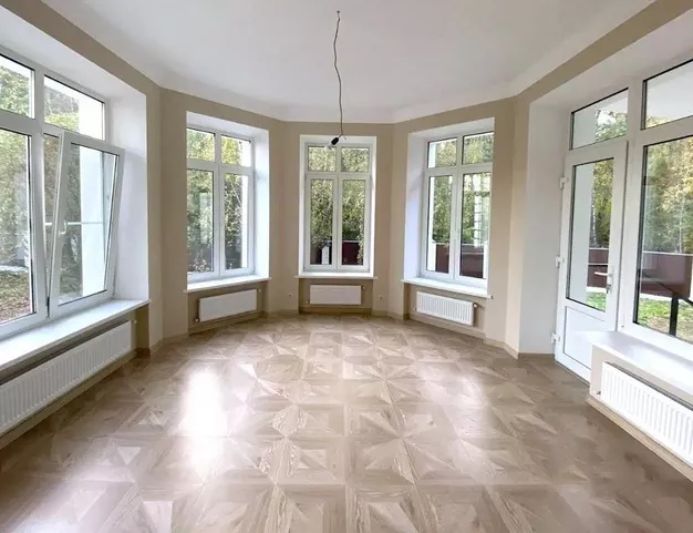 дом  в КП Зелёный ветер-1, 23 км от МКАД