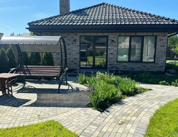 дом  в КП Лес и река, 14 км от МКАД