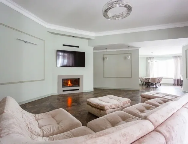 дом  в КП Лес и река, 14 км от МКАД