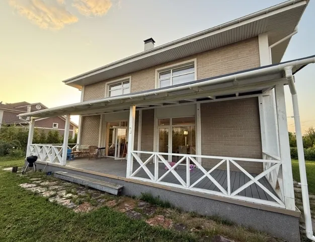 дом  в КП Новорижский, 19 км от МКАД