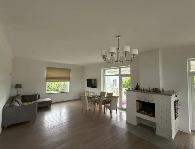 дом  в КП Новорижский, 19 км от МКАД