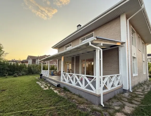 дом  в КП Новорижский, 19 км от МКАД