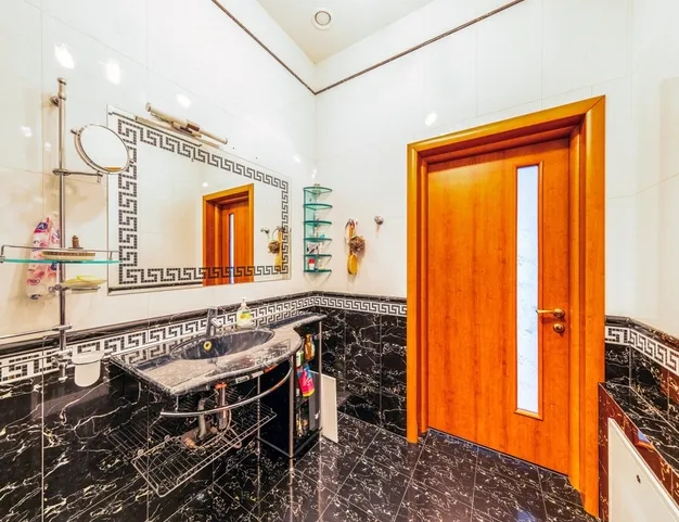 дом  в КП Береста, 2 км от МКАД