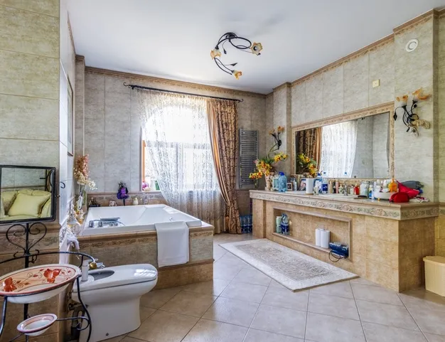 дом  в КП Береста, 2 км от МКАД