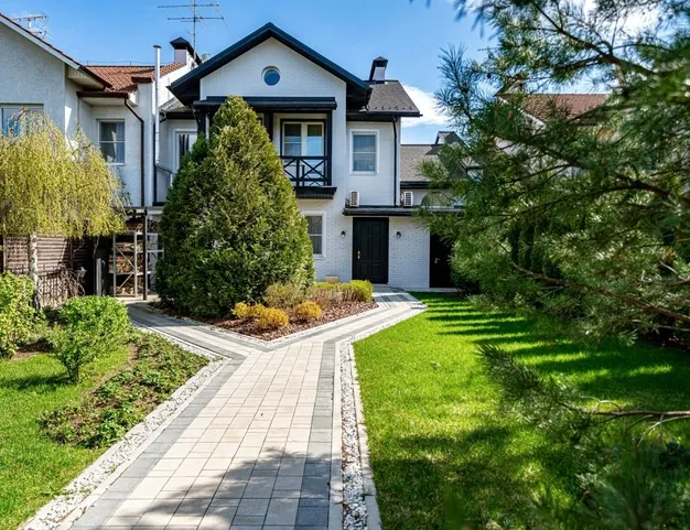 таунхаус  в КП Петровский, 13 км от МКАД