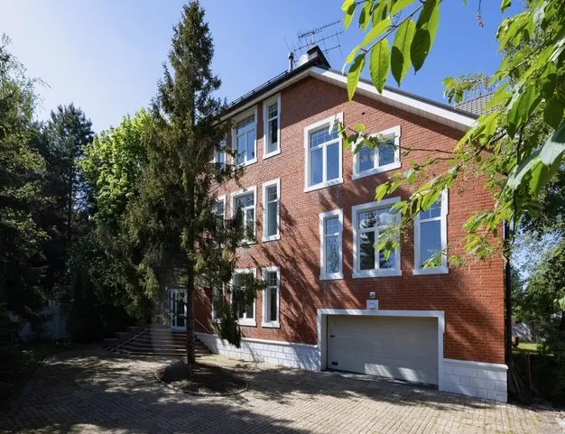 дом  в КП Солослово, 15 км от МКАД