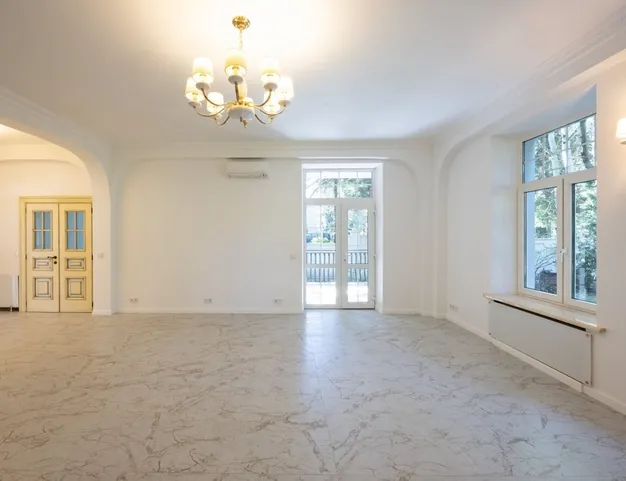 дом  в КП Солослово, 15 км от МКАД