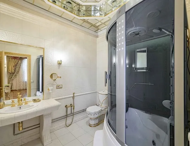 дом  в КП Третья Охота, 10 км от МКАД